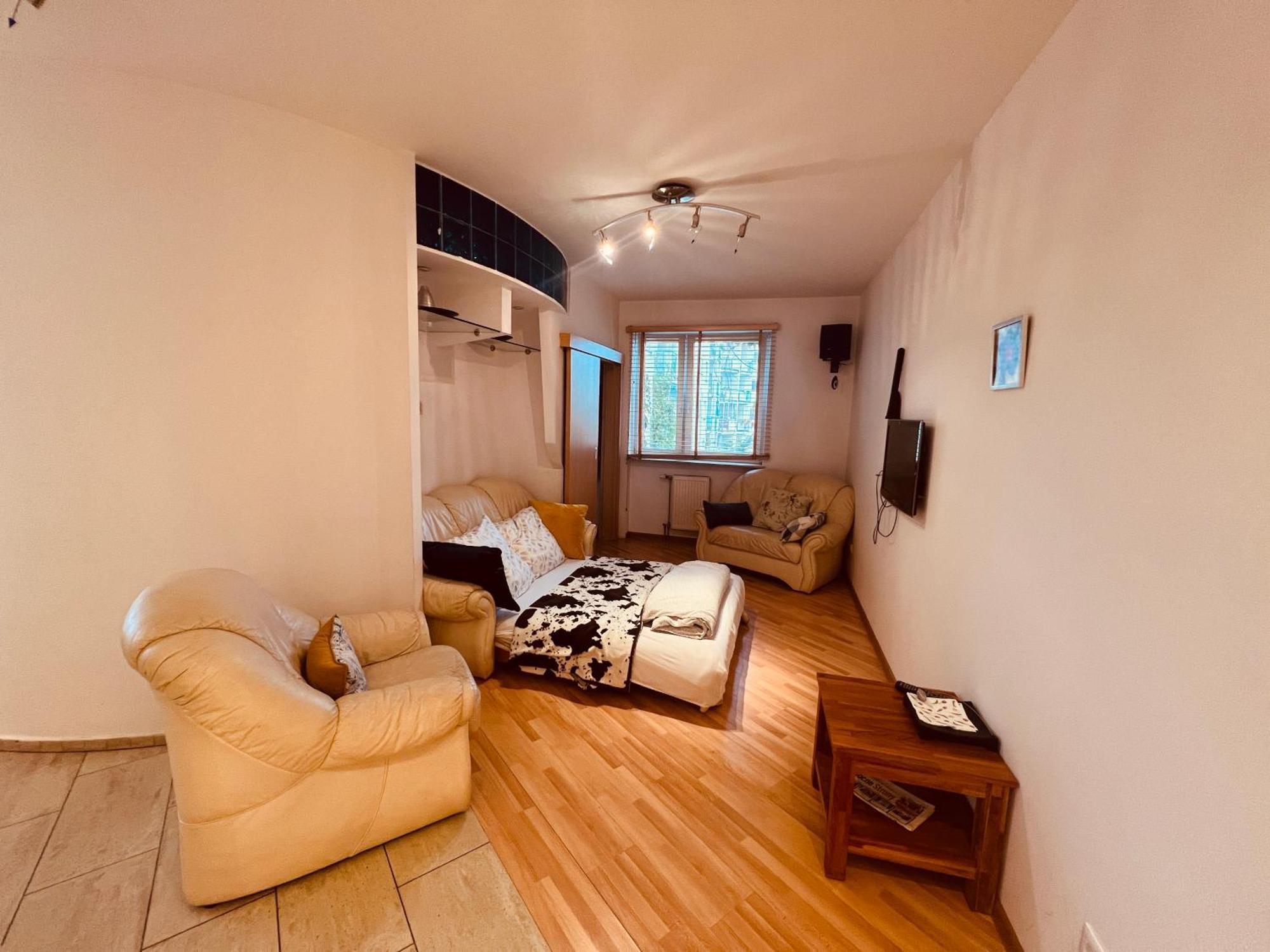 Lux Flat - Blue City Appartement Warschau Buitenkant foto